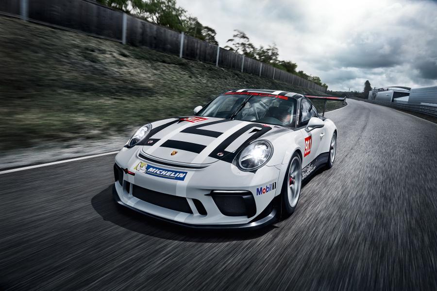  Porsche 911 GT3 Cup 2017 года  (фото 1 из 6)